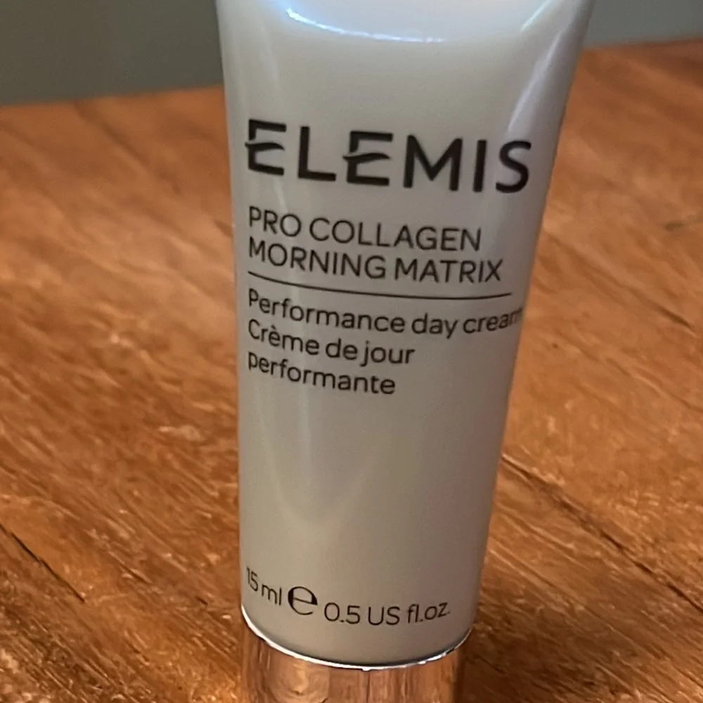 Elemis • Pro Collagen Morning Matrix • Performance Day Cream - Picture 2 of 7